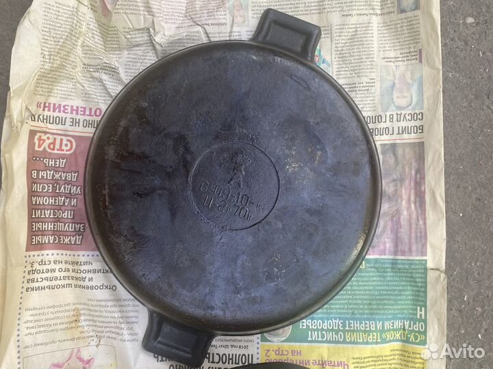 Сковорода чугунная ссср.Гриль для цыпленка табака