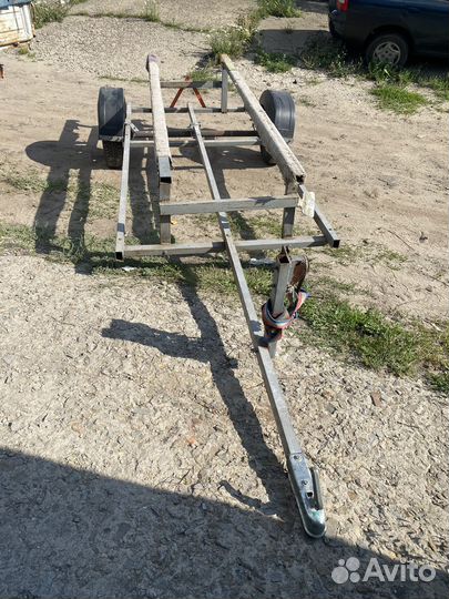 Прицеп лодочный