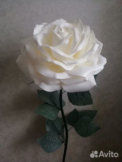 Светильник роза из изолона