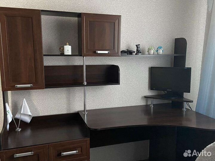 Компьютерный стол