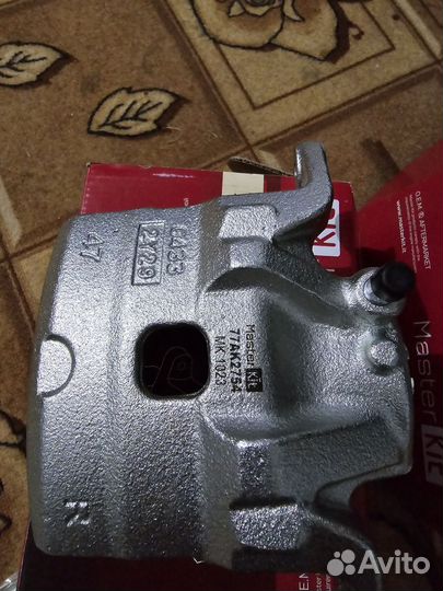 Суппорт передний nissan tiida c11