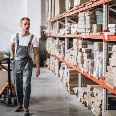 Вахта на сантехнику в Москве -Прессовщик/ Грузчик