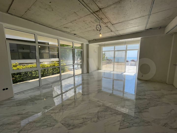 3-к. квартира, 175 м², 1/3 эт.