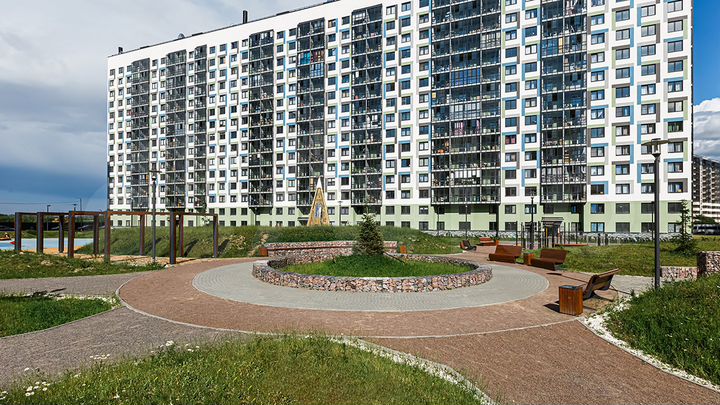2-к. квартира, 57,6 м², 1/15 эт.