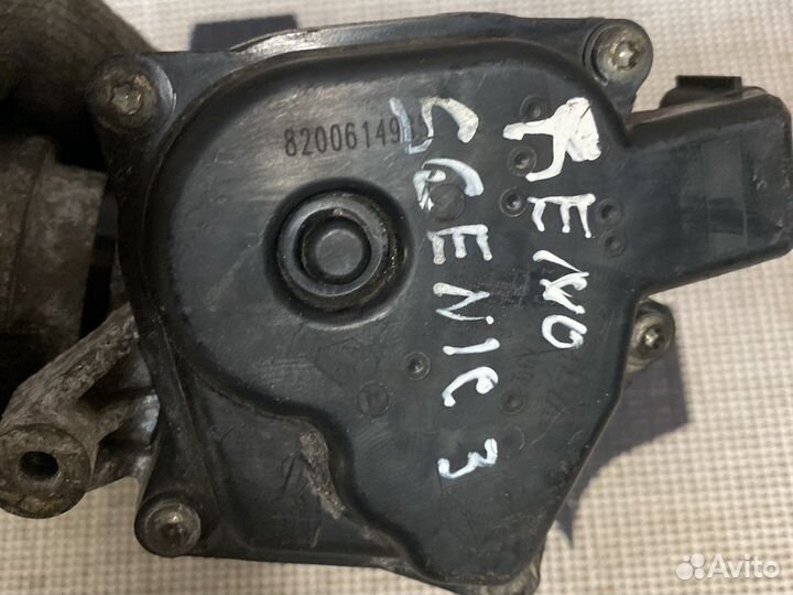 Дроссельная заслонка Renault 8200614985