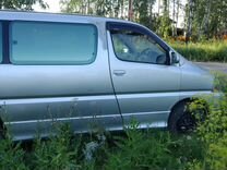 Toyota Granvia 3.0 AT, 2000, 320 000 км, с пробегом, цена 830 000 руб.