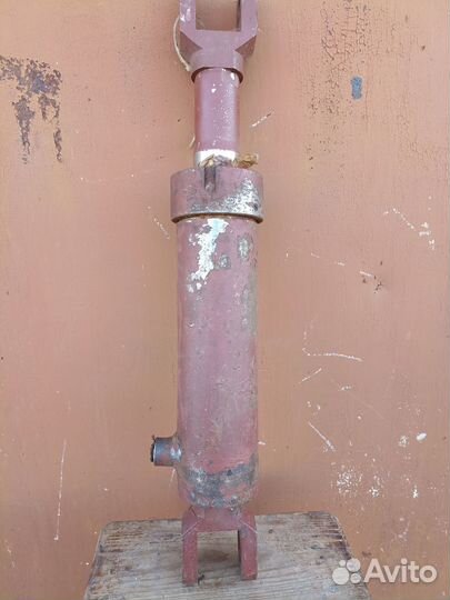 Гидроцилиндр для грейдера (дз 180)