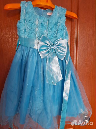 Детское нарядное платье 122