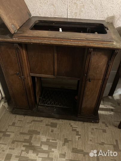 Швейная машина зингер ножная