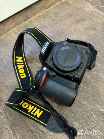 Фотоаппарат Nikon d7200 body + есть объективы