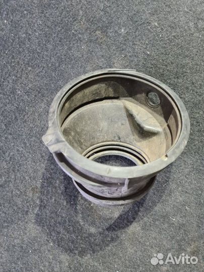 Защита горловины топливного бака Toyota Corolla