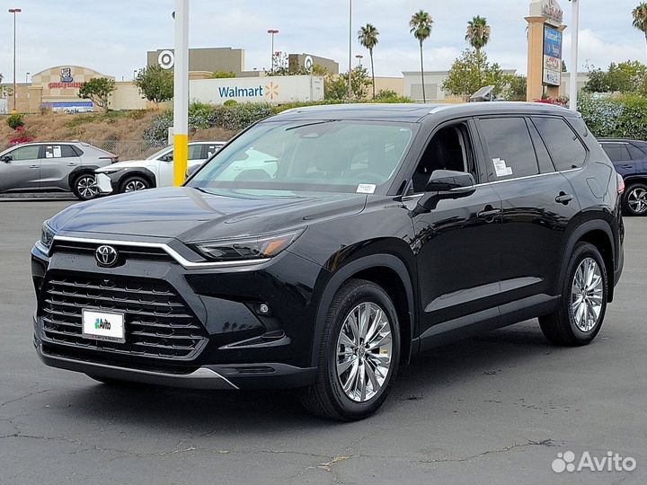 Toyota Highlander 2.4 AT, 2023, 1 км