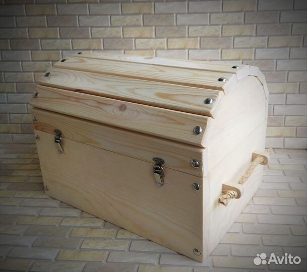 Сундук для интерьера документов