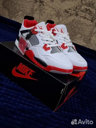 Кроссовки Nike Air Jordan 4 Retro