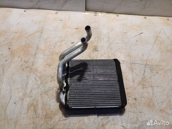 Радиатор отопителя (печки) Mitsubishi Carisma 2001