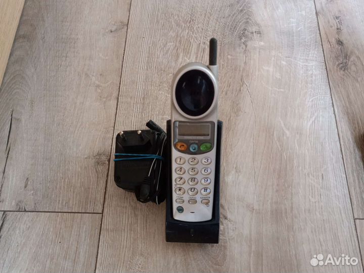 Телефон lg gt-9770a