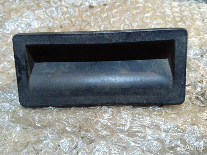 Кнопка открывания багажника Audi A4