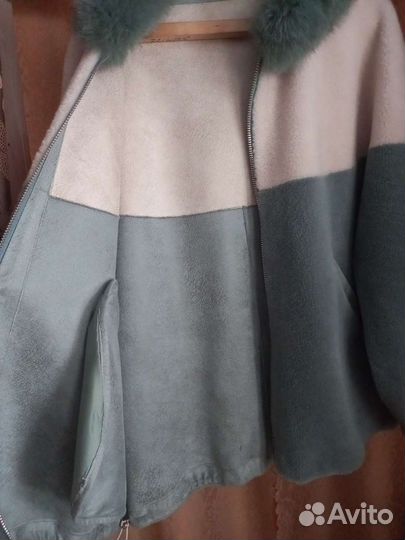 Куртка с капюшоном женская