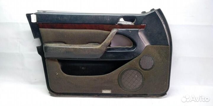 Обшивка двери передней левой mersedesbenz W140 91