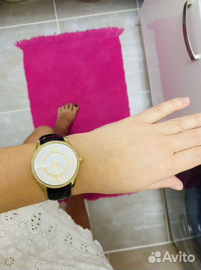 Часы guess женские