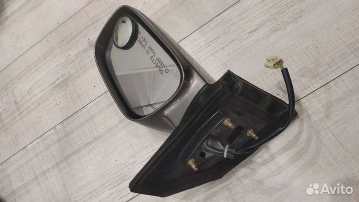 Боковое зеркало правое toyota Corolla LE