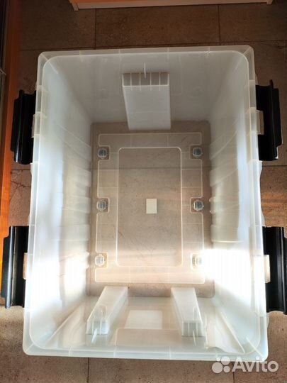 Ящик пластиковый для хранения