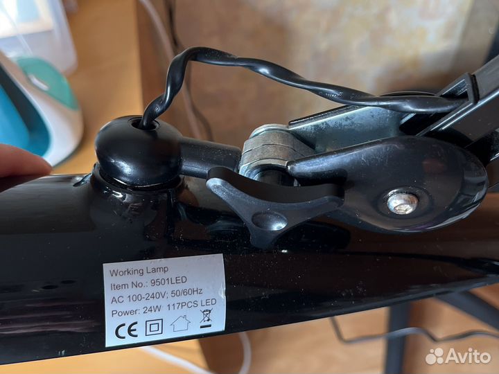 Бестеневая светодиодная лампа мастера черная