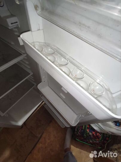 Холодильник рабочий