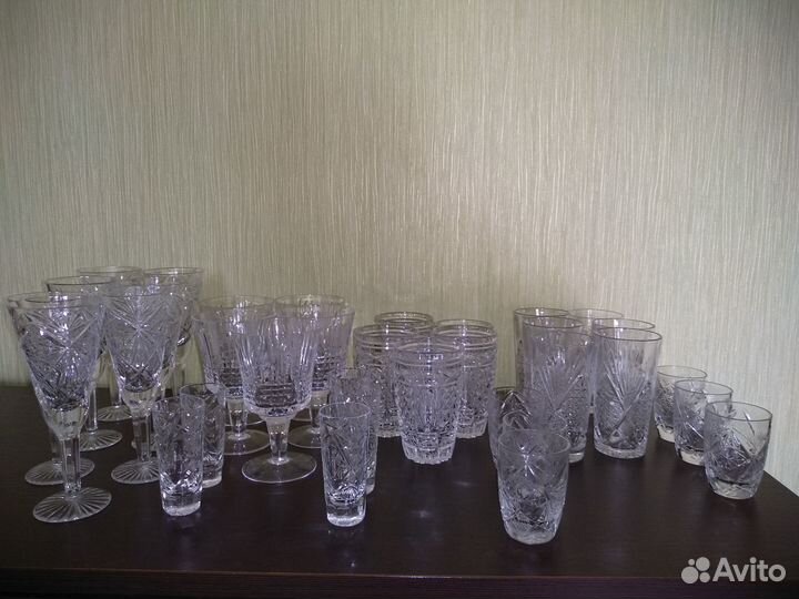 Набор хрустальных фужеров