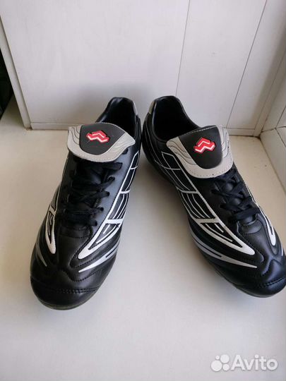 Футбольные бутсы Eksis 45 размер