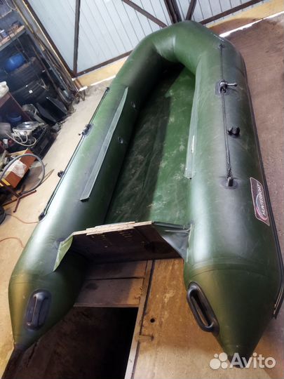 Hunterboat 320