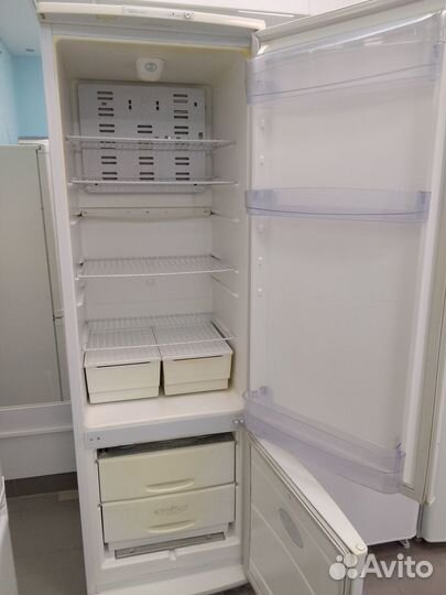 Холодильник бу 57см ширина