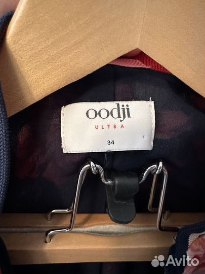 Бомбер женский