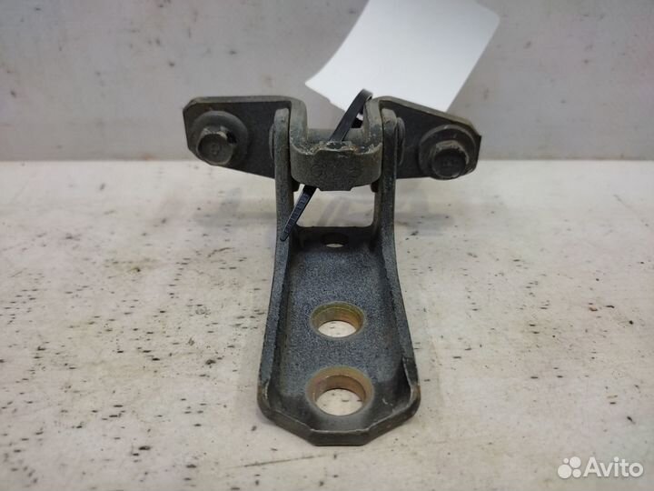 Петля двери передняя левая Mitsubishi Lancer 9 CS