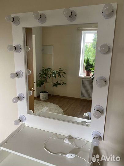 Гримерное зеркало