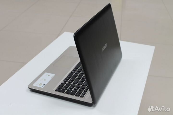 Свежий ноутбук Asus/i3/О3У-8Gb/Гарантия