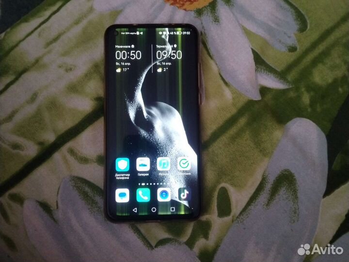 Телефон Honor view 20