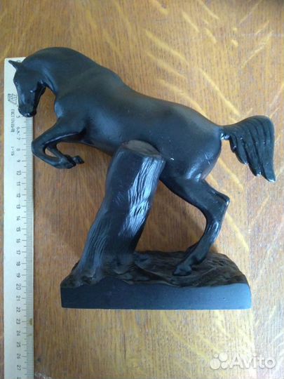 Конь в прыжке. Чугун Касли