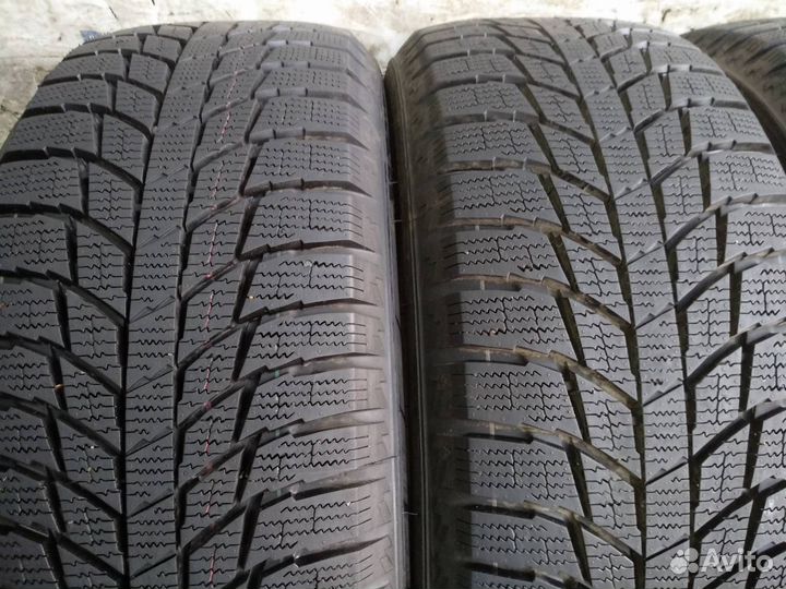 Triangle Snowlink TWT02 205/50 R17 93R