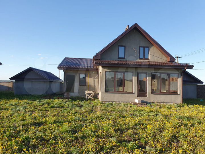 Дом 183 м² на участке 12 сот.