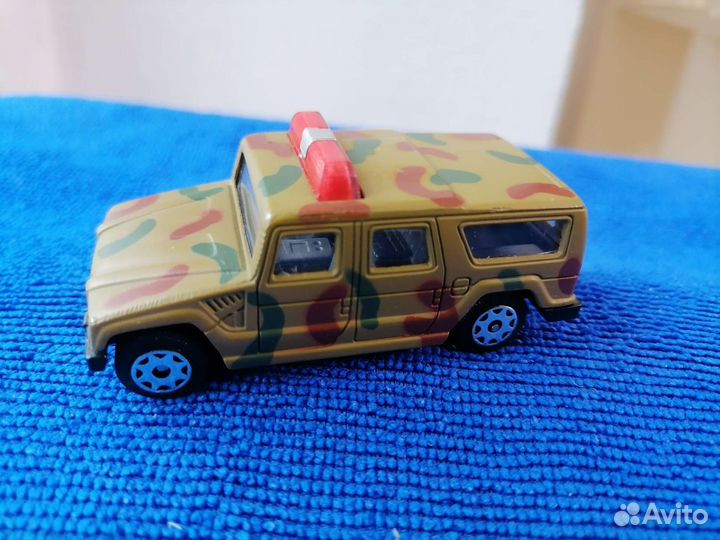 Модель автомобиля Хаммер, металл