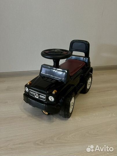 Машинка каталка толокар