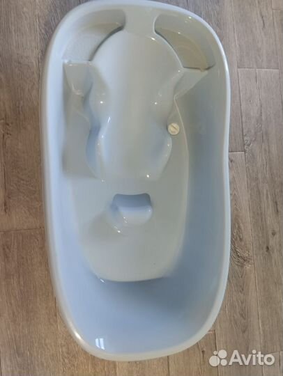 Ванночка с горкой для новорожденных новая