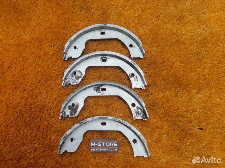 Колодки ручника задние Bmw 6-Series E63 N62B44A