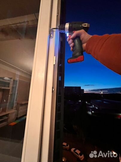 Ремонт пластиковых окон. Москитные Сетки