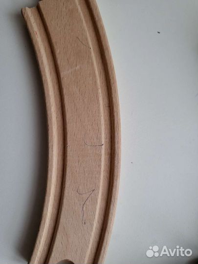 Деревянная железная дорога IKEA с поездами бронь