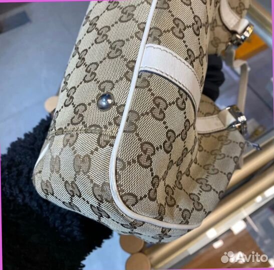 Сумка с ручками от gucci GG