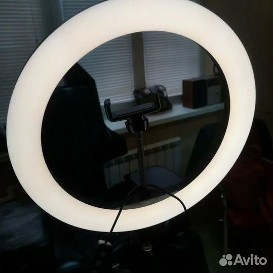Кольцевая Светодиодная Лампа Со Штативом