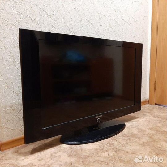 ЖК Телевизор Samsung