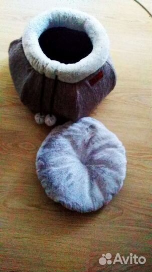 Домик для кошек и собак